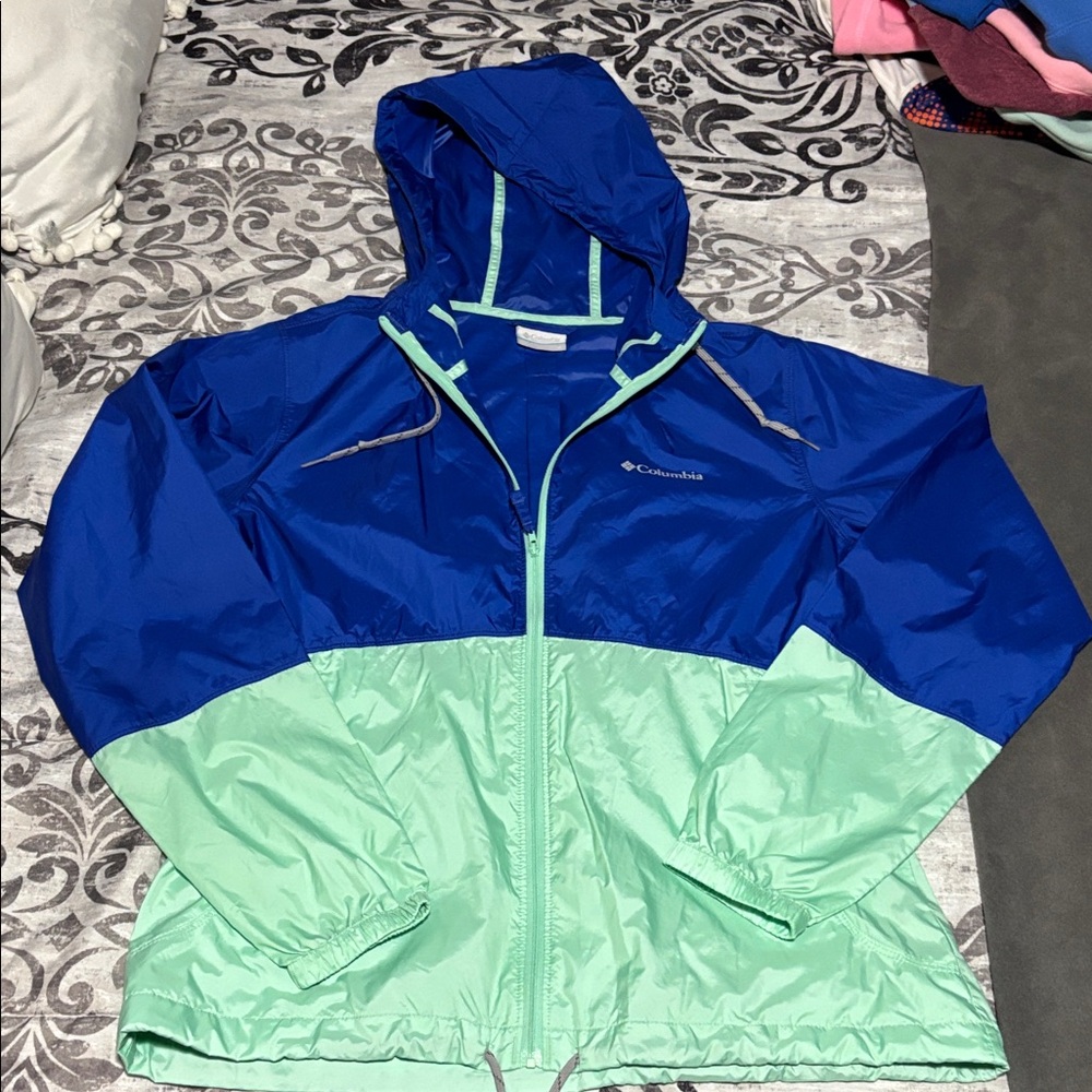 Columbia Blue and Mint Windbreaker